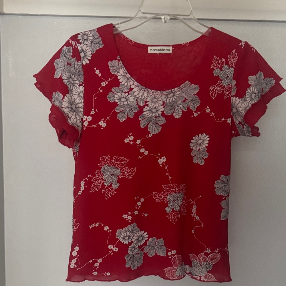 Notations Red Floral Scoop Neck Short Sleeve Top